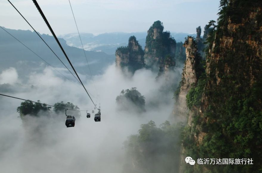 來長(zhǎng)春旅行看60米巨龍出水